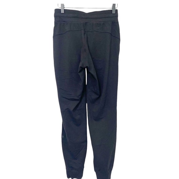 Lululemon women's black ready to rulu jogger size 2 with tie - Picture 3 of 4